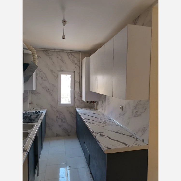 برچسب کابینت طرح سنگ مات کد 3533 سفید رگه طوسی ضخیم