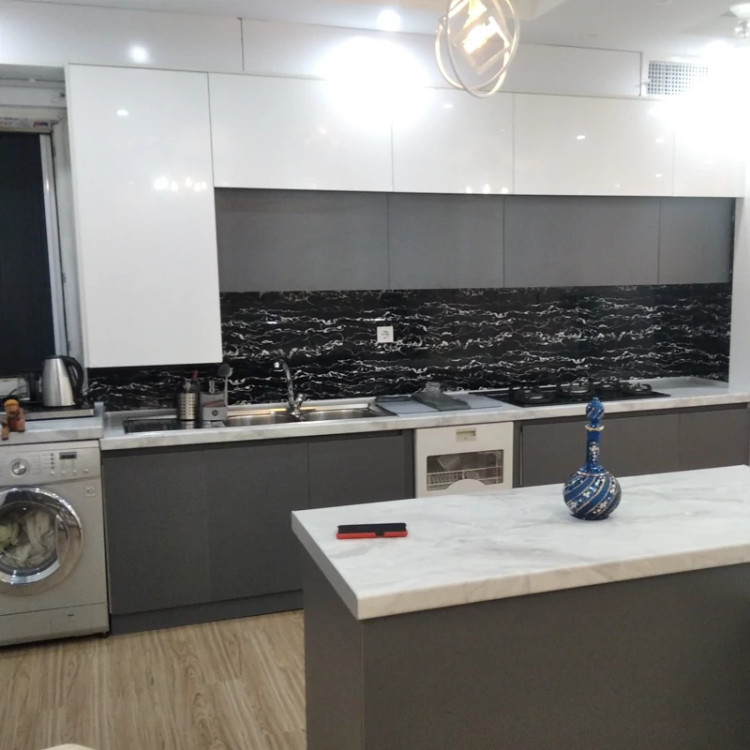 برچسب طرح سنگ هایگلاس کد 3498 مشکی رگه سفید