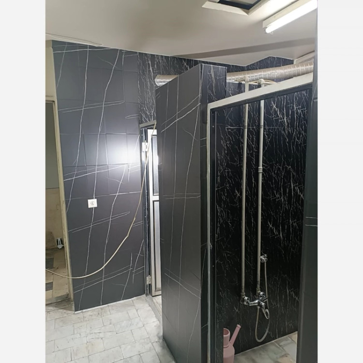 برچسب کابینت طرح سنگ مات کد 8150 طوسی رگه سفید ضخیم