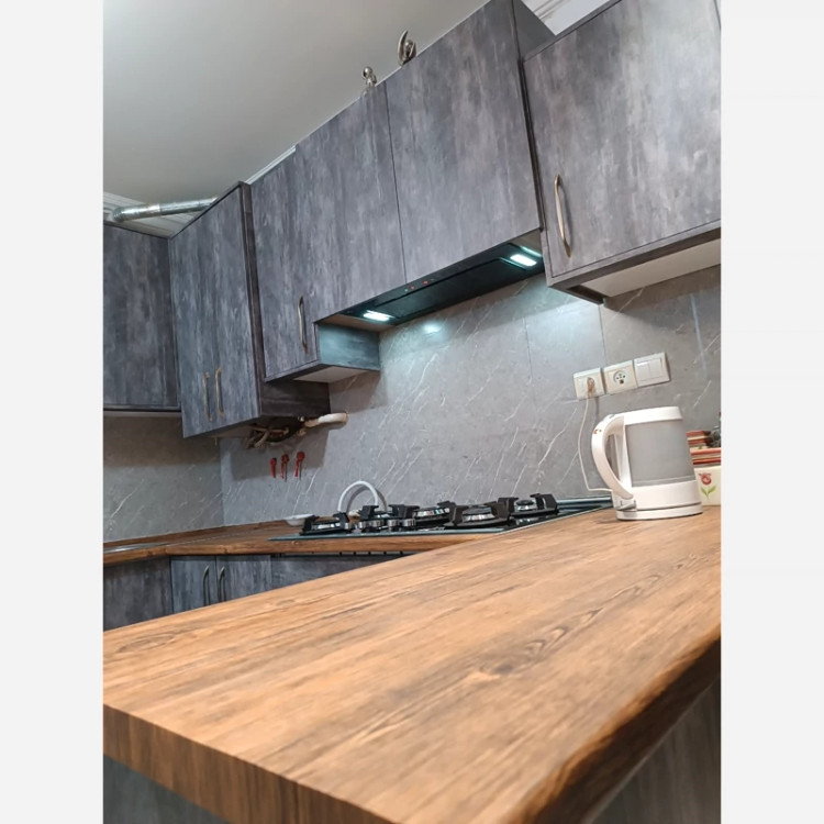 برچسب کابینت کد 6207 طرح چوب قهوه ای آنتیک طلایی