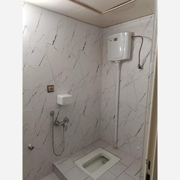 برچسب کابینت طرح سنگ مات کد 3573 سفید با رگه های مشکی