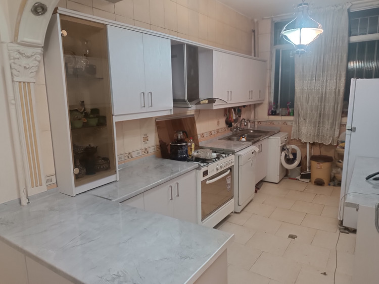 برچسب کابینت کد 4530 براق طرح بتن طوسی عرض 90 سانت