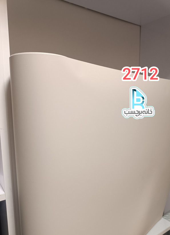 برچسب کابینت سافت تاچ کد ۲۷۱۲ نسکافه روشن مات با خاصیت ضد حباب یا بابل فری عرض ۶۰ سانت