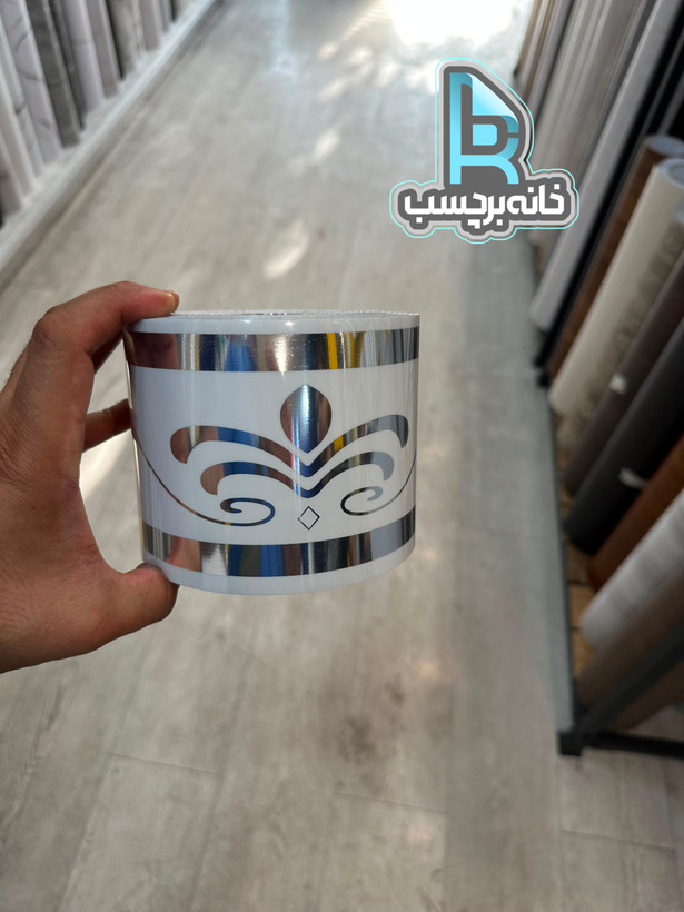 برچسب قرنیزی فومی سوپر لاکچری طرح ورساچه طلایی